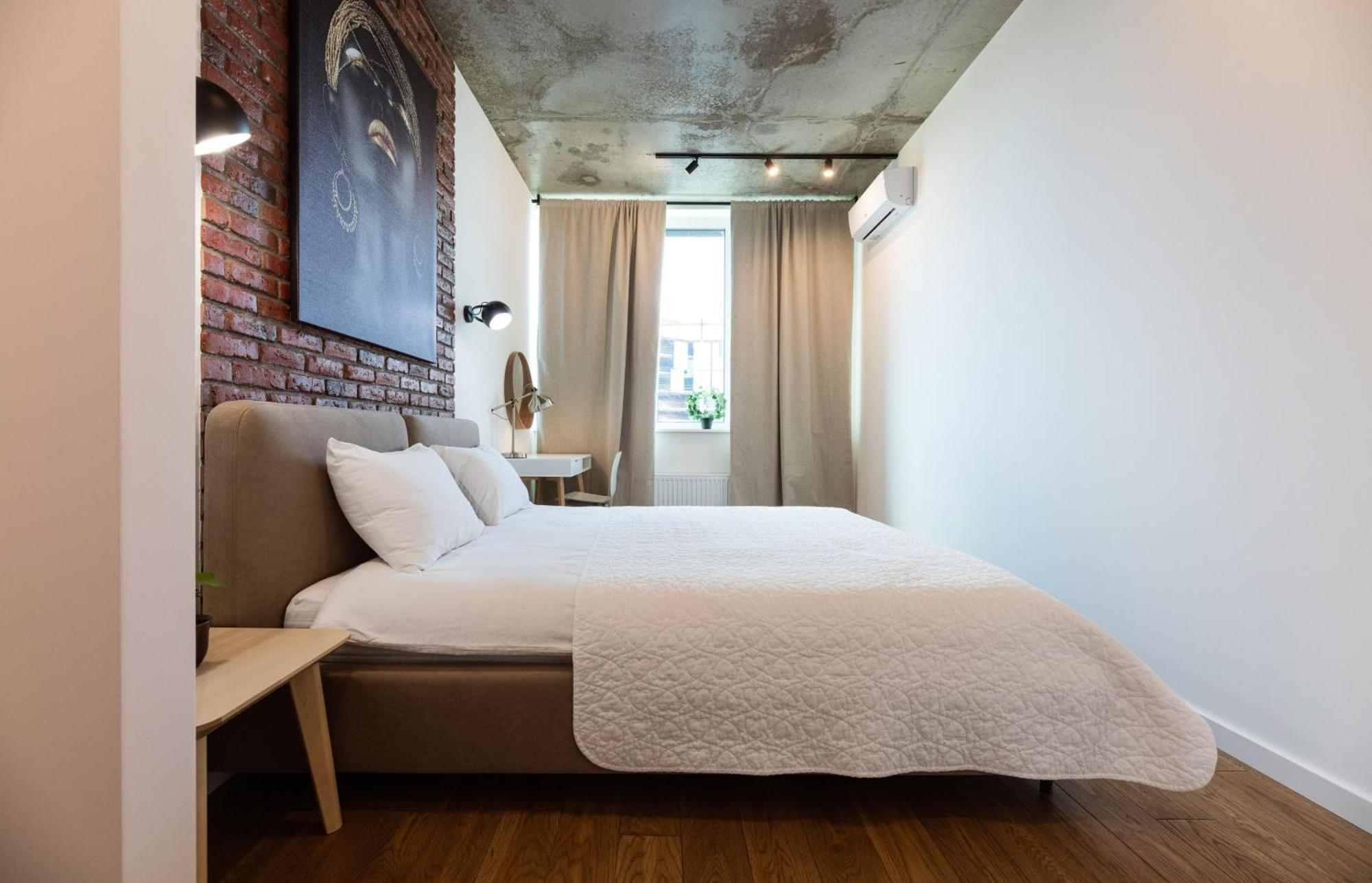 Manhattan Apartment